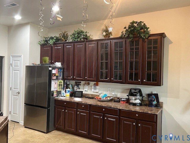 Foto del edificio - 7126 Windsor Castle Way