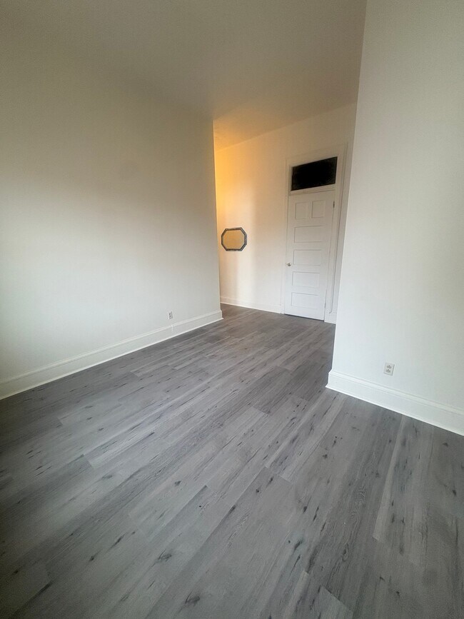 Foto del edificio - 79 4th St