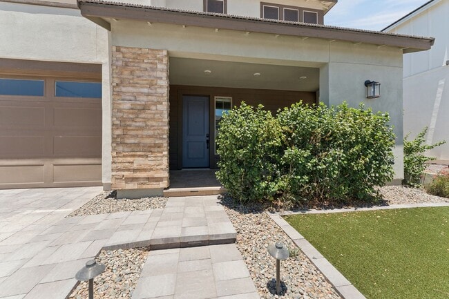 Building Photo - Luxury Waterston North Home with Private Generation Suite and Resort-Style Living