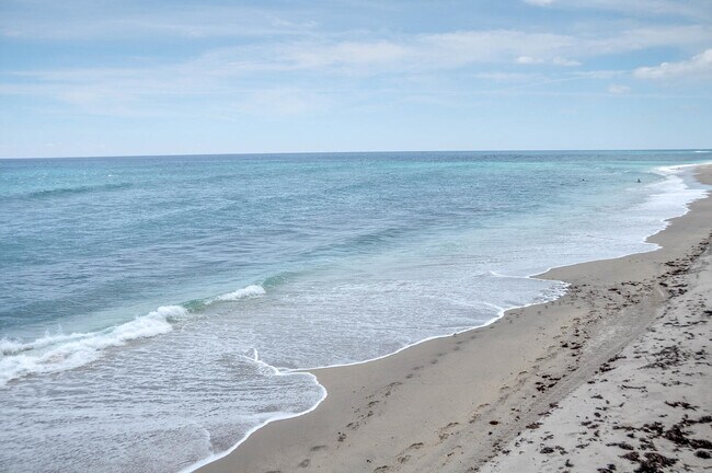 Foto del edificio - 3450 S Ocean Blvd