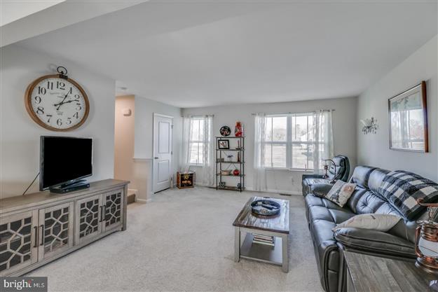 Foto del edificio - 17700 Fieldstone Ave