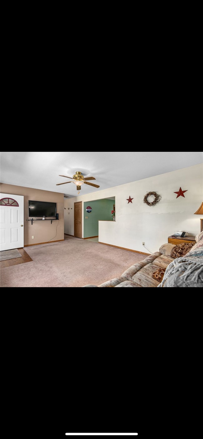 Building Photo - 14103 Southwind Dr