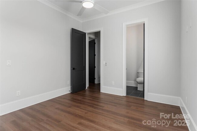 Foto del edificio - 805 Naples Dr