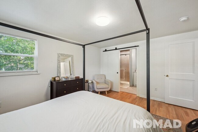 Building Photo - Charming 3BR House in Denver