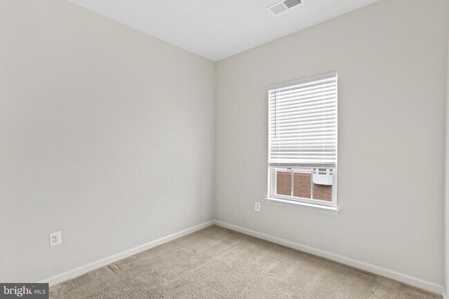 Foto del edificio - 11675 Emerald Green Dr