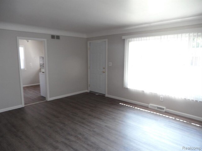 Foto del edificio - 17266 Cicotte Ave