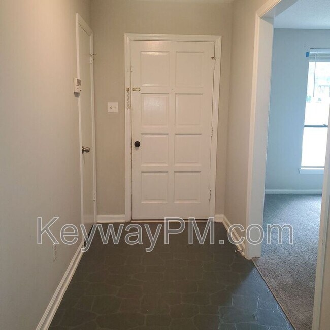 Foto del edificio - 122 Shadowood Dr