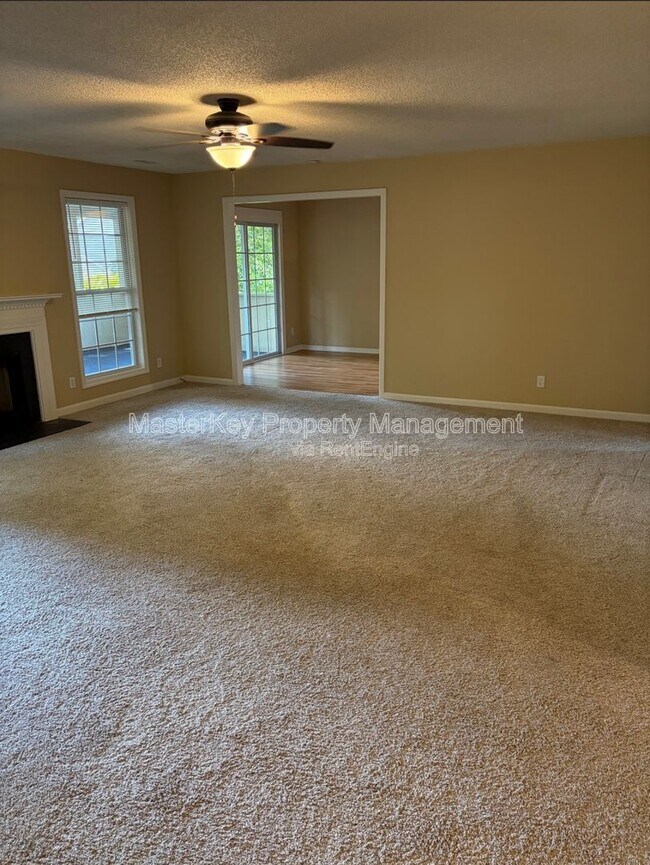 Foto del edificio - 1401 Ravensthorpe Dr
