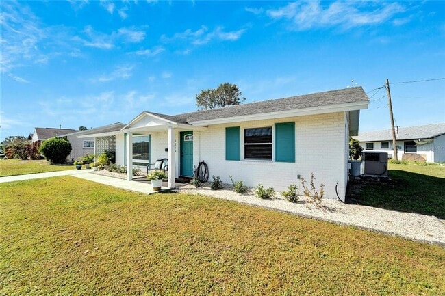 Building Photo - 1216 Hacienda Dr