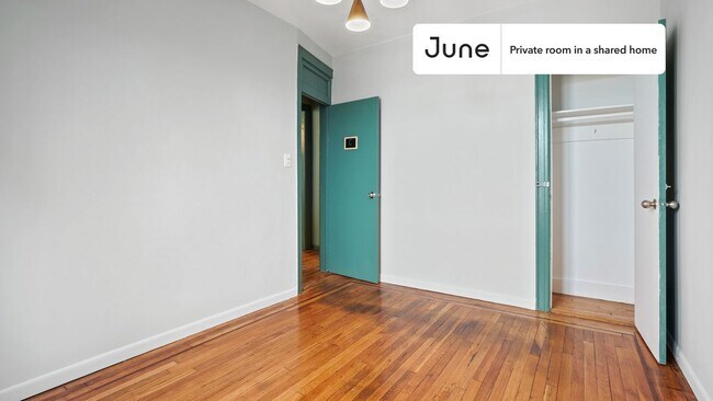 Foto del edificio - Room in Shared 4 bed/1 bath home