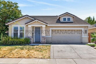 Building Photo - 1570 Charm Way