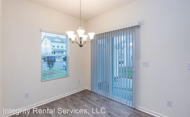 Building Photo - 2 br, 2.5 bath House - 3906 Wagon Way