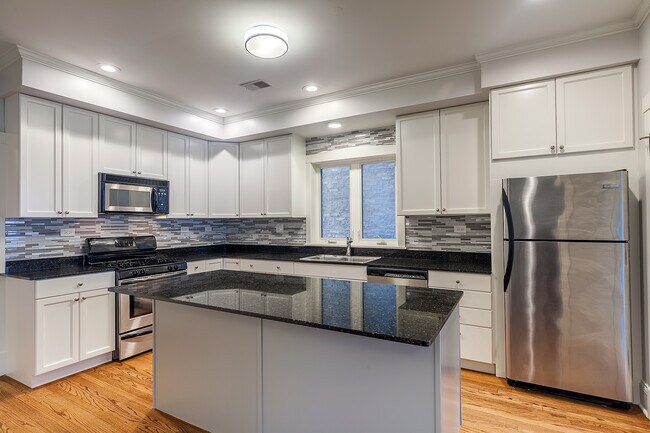 Foto del edificio - 1642 W Grace St