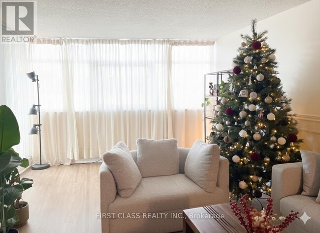 Photo du bâtiment - 3131 Bridletowne Cir