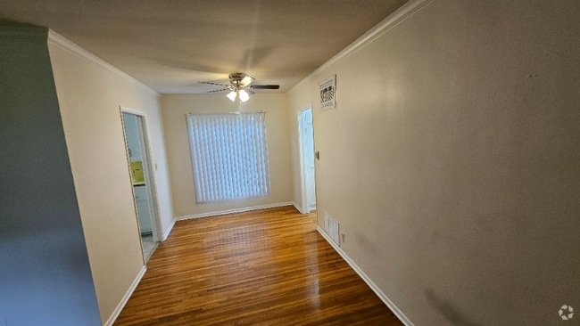 Building Photo - 4221 Los Feliz Blvd