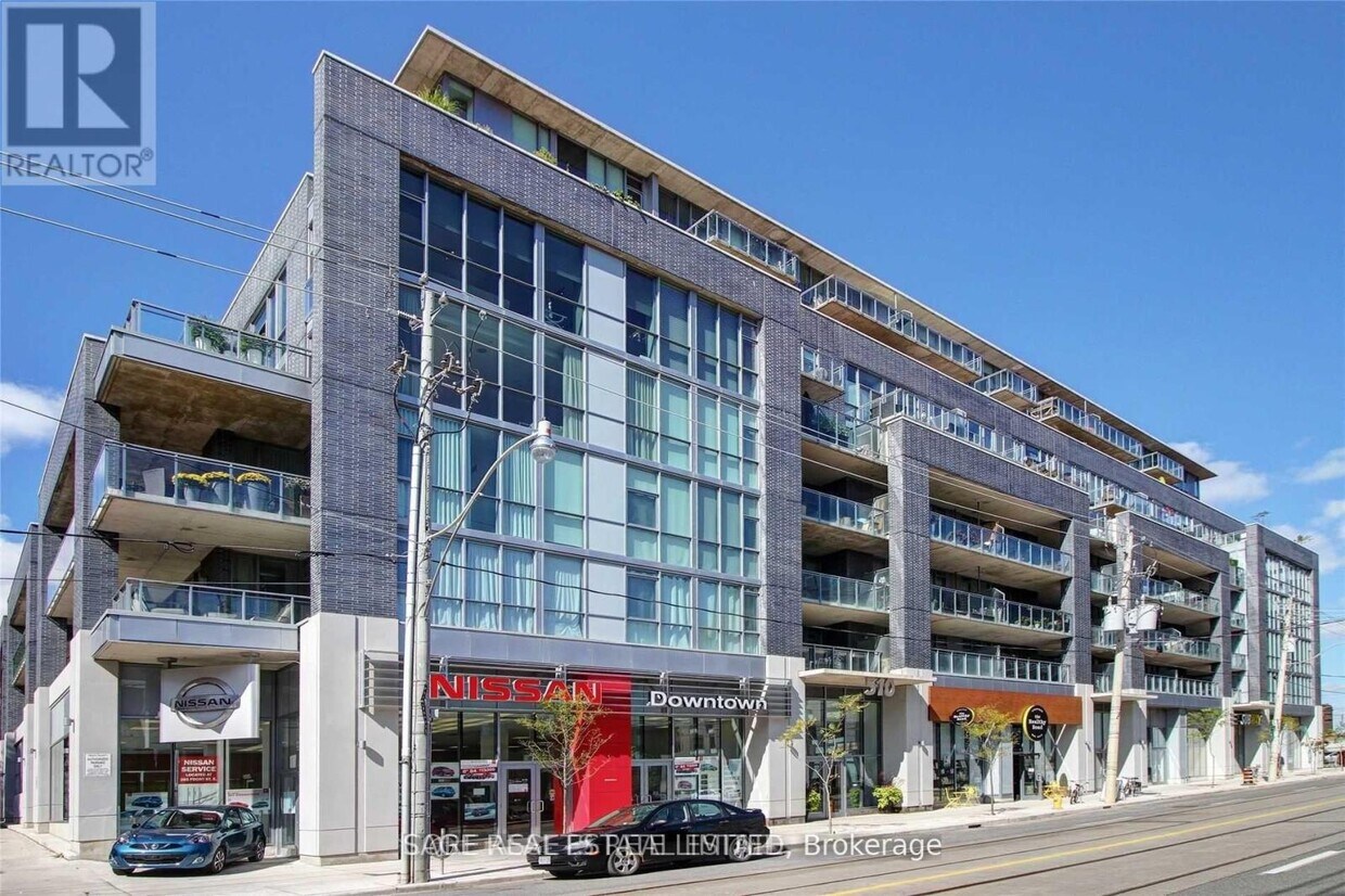 Primary Photo - 510-510 King St E