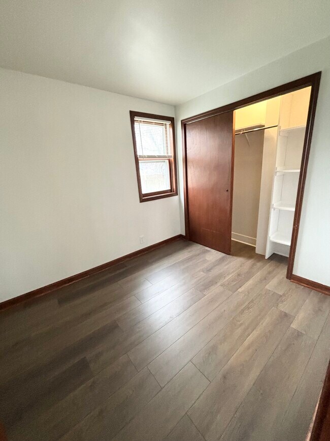 Foto del edificio - 359 Marilla St