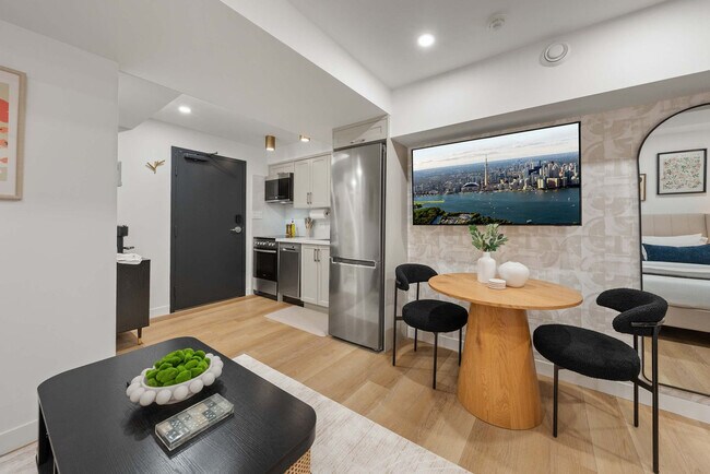 Photo du bâtiment - 168 McCaul St