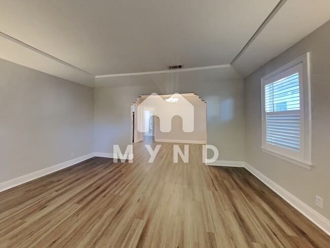 Building Photo - 2816 Freeport Blvd