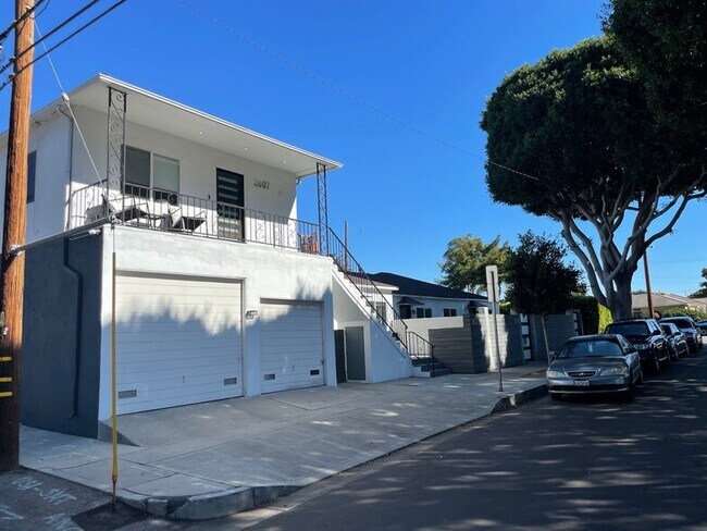 Building Photo - 2607 22nd St