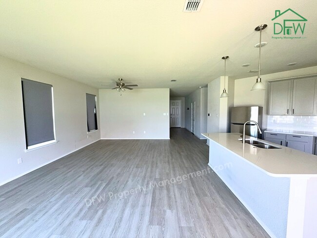 Foto del edificio - 2021 Build: 3-Bedroom Single-Story with Spacious Fenced Yard