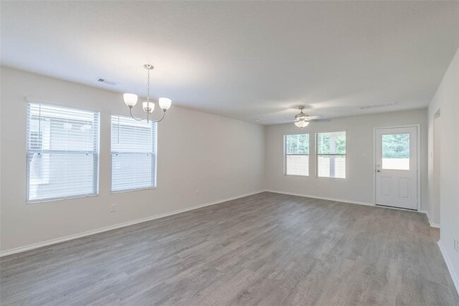 Building Photo - 14603 Wheeler Dr