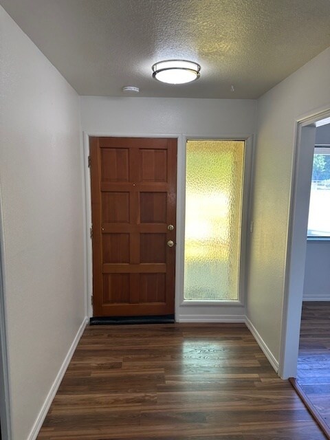 Foto del edificio - East Modesto Country Living, 3 Bedrooms 2 ...