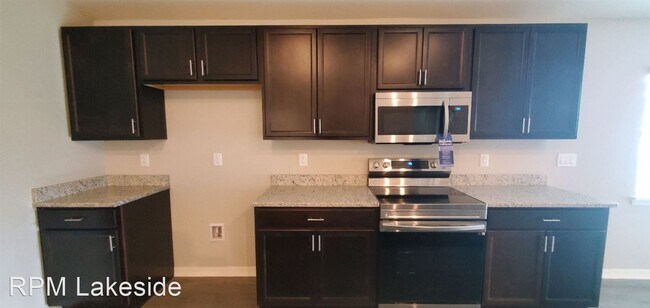 Building Photo - 4 br, 2 bath House - 6755 Mossy Oak Ln