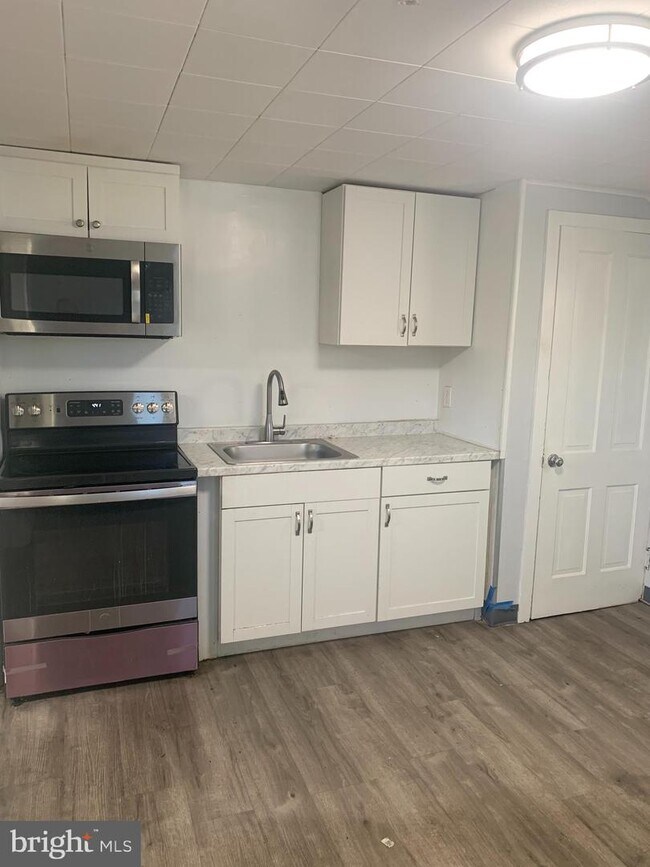 Foto del edificio - 821 N Bethlehem Pike