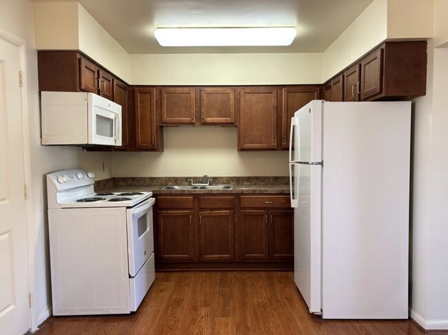 Building Photo - James E. Leonard Apartments