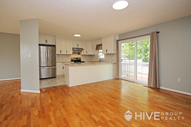 Foto del edificio - Charming Elkton Home with Space, Style, and a Prime Location!