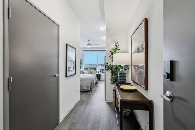 Building Photo - Koz on Alderwood