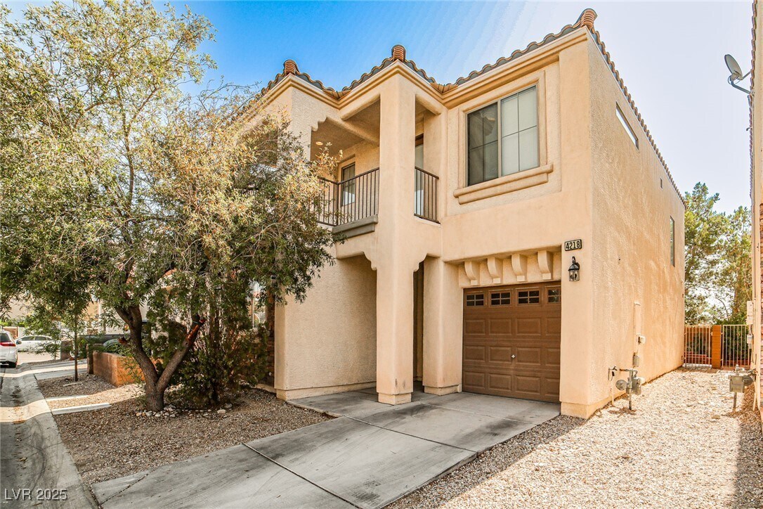 Primary Photo - 4218 S Sugar Dr