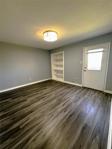 Foto del edificio - 1025 NW Summercrest Blvd