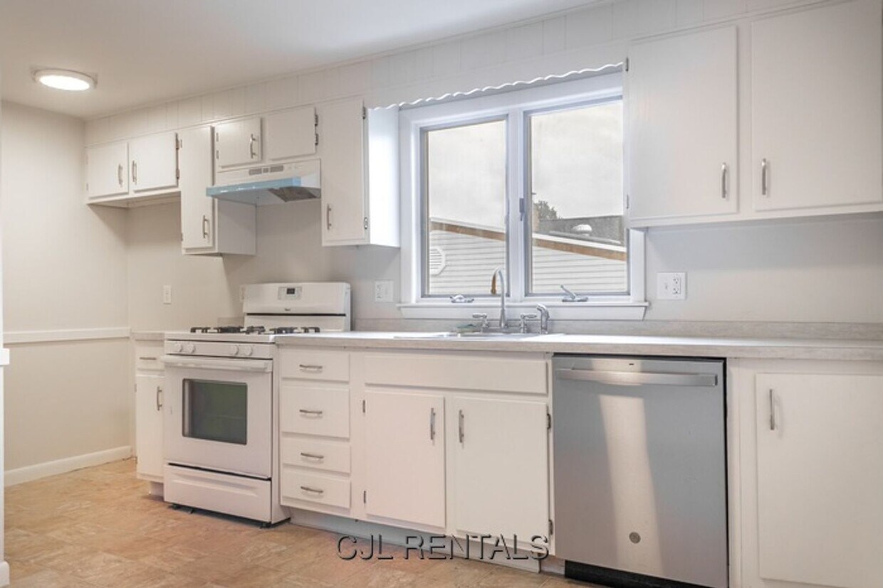 Foto principal - Evans St (31-33 Evans St, Watertown)