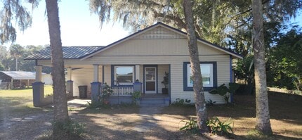 Building Photo - 3510 Woodland St