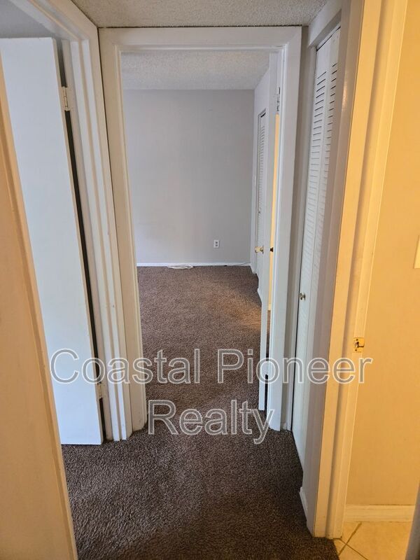 Building Photo - 7511 Pitch Pine Cir
