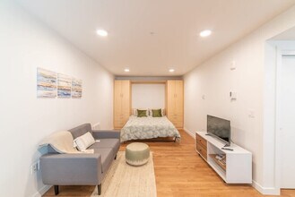 Building Photo - 750 11th Ave E