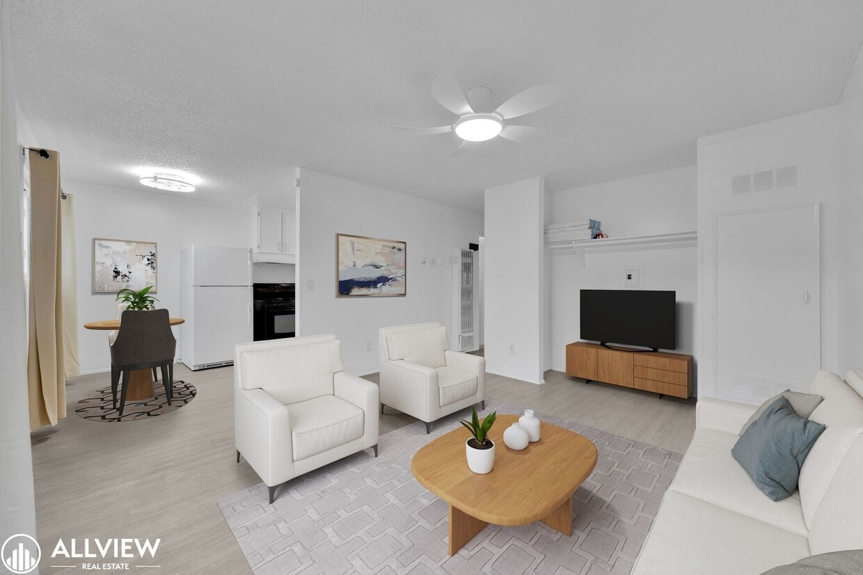 Foto principal - 9200 Harness St