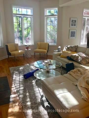 Photo - 2049 N Sheffield Ave Apartment