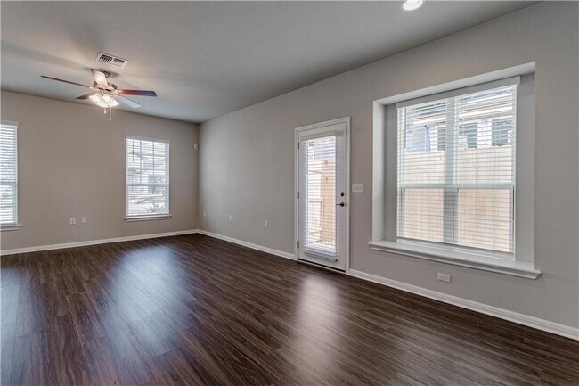 Building Photo - 9603 Grapevine Leaf Dr