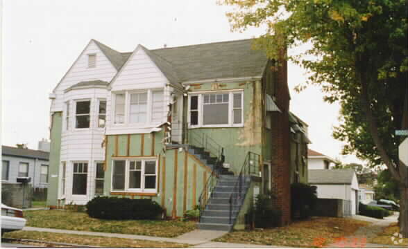 Foto del edificio - 2602 Roosevelt Ave