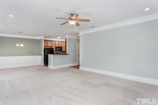 Building Photo - 738 Portstewart Dr