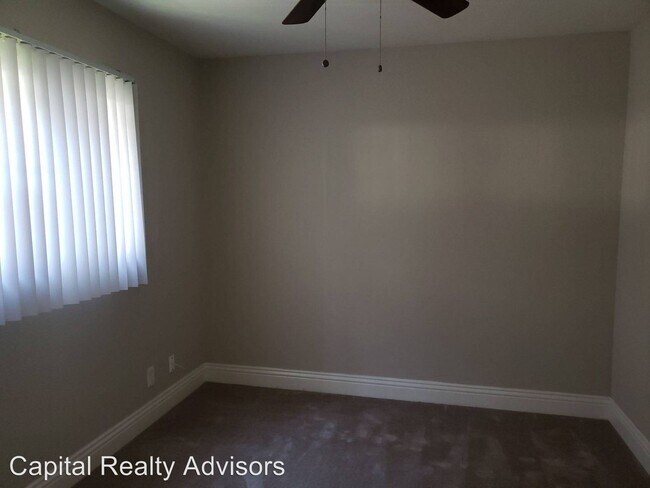 Foto del edificio - 1131-1135 E 4th St