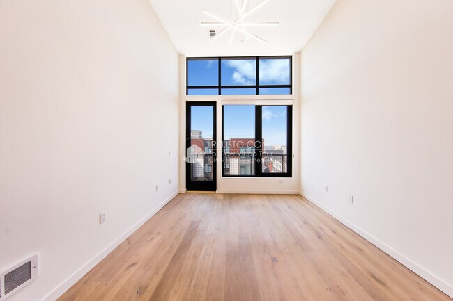 Foto del edificio - 815 Tennessee St