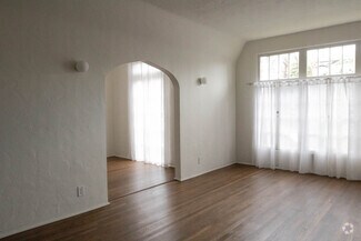 Building Photo - 4451 Clarissa Ave