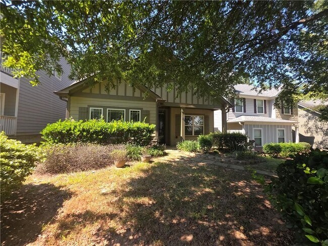 Building Photo - 113 Macalester Dr