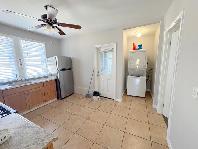 Foto del edificio - 196 Sherman St