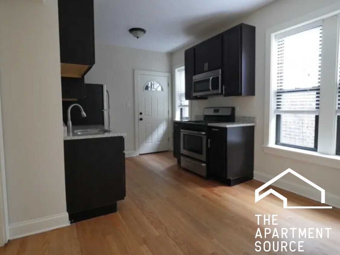 Foto principal - 4038 N Ashland Ave
