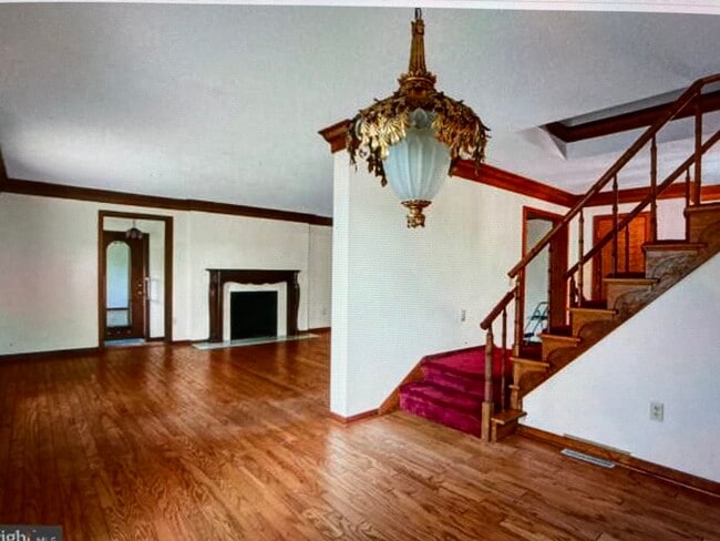Foto del edificio - 418 W Oak St